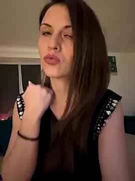 ScarlettNoirr from StripChat is Freechat