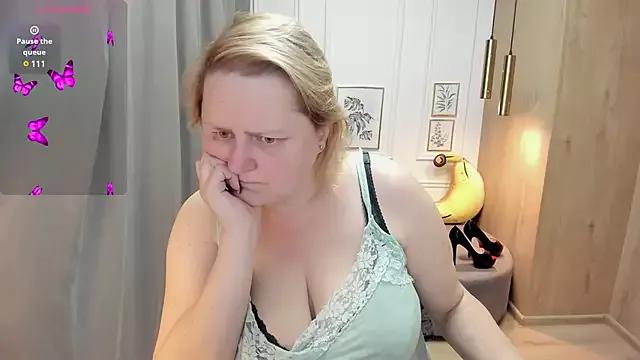 ScarlettSoft from StripChat is Freechat