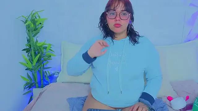Scarletttttt__ from StripChat is Freechat