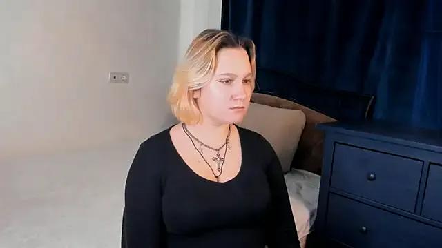 SecretVenom from StripChat is Freechat