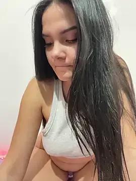 Selena_y from StripChat is Freechat