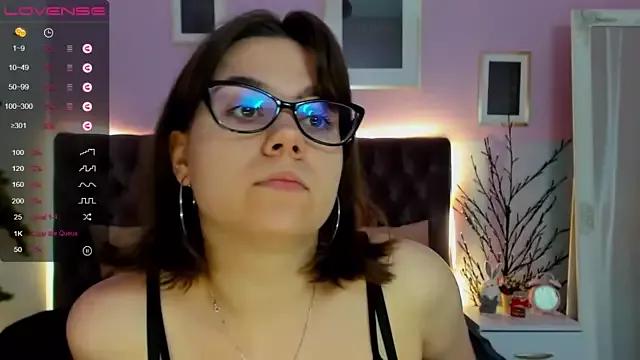 SelenaaSky from StripChat