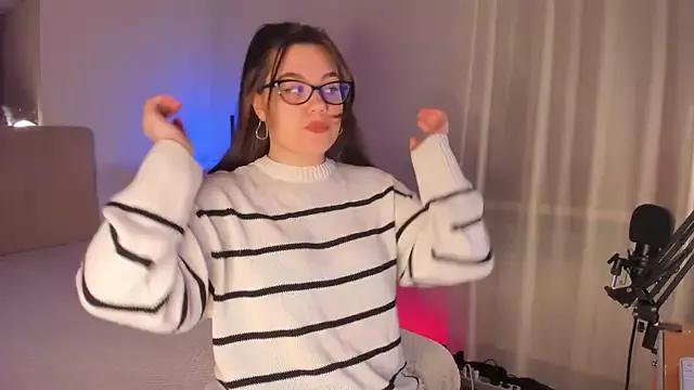 SelenaaSky from StripChat