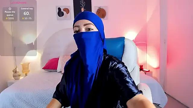 SelenaJones1 from StripChat is Freechat