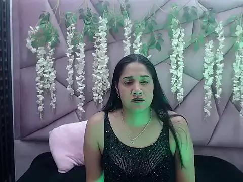 seleneRose69 on StripChat 