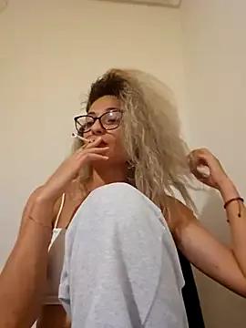 Selenna_emma from StripChat is Freechat