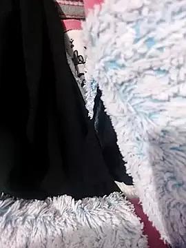 Sellena2 from StripChat