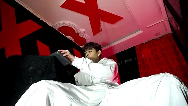 SemerHott on StripChat 