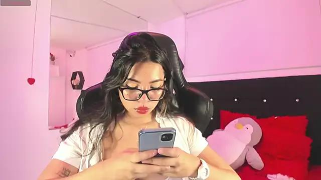 serena_rossi from StripChat