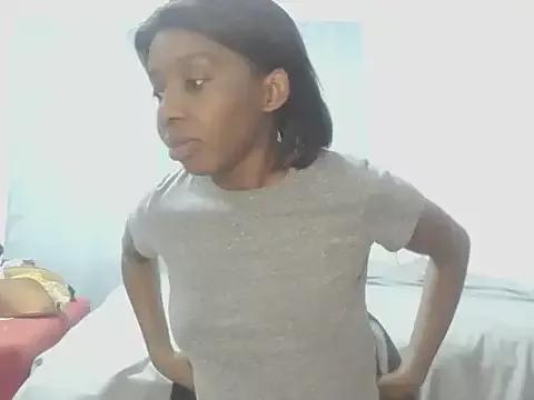 Sexxybella27 from StripChat is Freechat