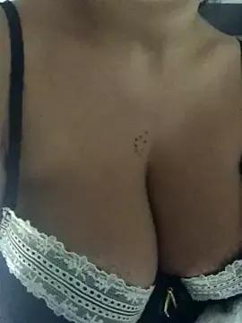 sexxysuzy from StripChat