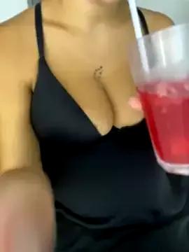 sexxysuzy from StripChat