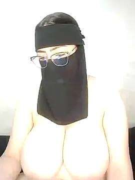 Sexy__Arab from StripChat is Freechat