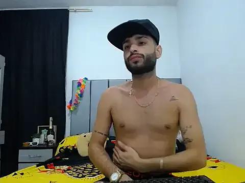 Sexy_accommodating_guys from StripChat is Freechat