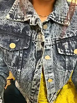 sexy_body-00 from StripChat is Freechat