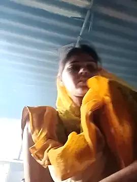 Sexy_queeny from StripChat is Freechat