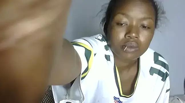 Sexy_rubylips from StripChat is Freechat