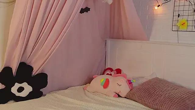 Sexy_witches from StripChat is Freechat