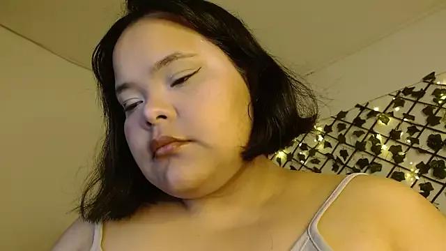 sexychubby___ from StripChat is Freechat
