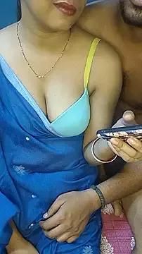 sexyindi_couple from StripChat is Freechat