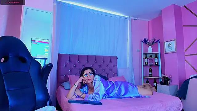 SexyLaddy__ from StripChat is Freechat
