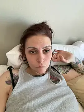 Sexysanka from StripChat is Freechat