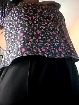 sexysheenaaa from StripChat is Freechat