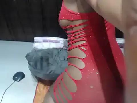 SexySlique from StripChat is Freechat