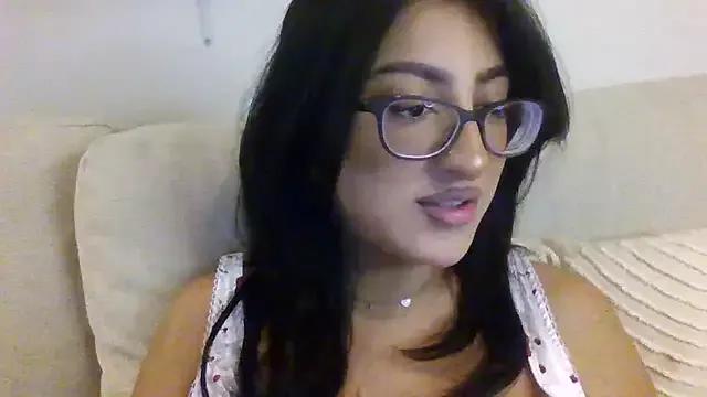 SexySophiaUK from StripChat is Freechat
