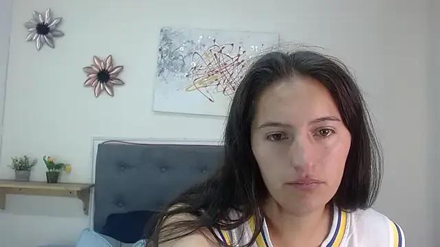 sharon_and_kloee from StripChat is Freechat