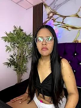 sharon_ec from StripChat is Freechat