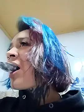 sharonaraia from StripChat is Freechat