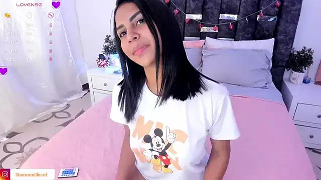 sharonmiller_2_ from StripChat is Freechat