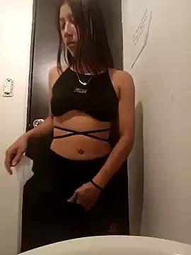SharonQueen1 from StripChat is Freechat