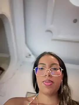 SheenaBrooke from StripChat is Freechat