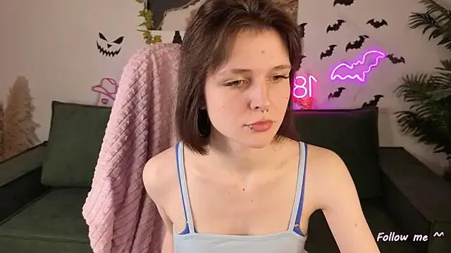 Shine_Vivi from StripChat is Freechat