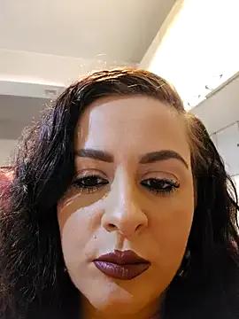 ShineBright88 from StripChat is Freechat