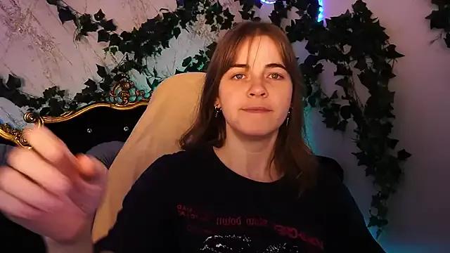 ShinyfromUa from StripChat is Freechat