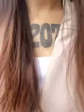shuggybaby from StripChat is Freechat