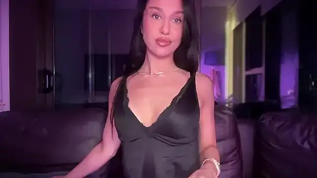 shy_Colette from StripChat is Freechat