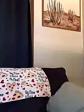 SidneyRaee from StripChat is Freechat