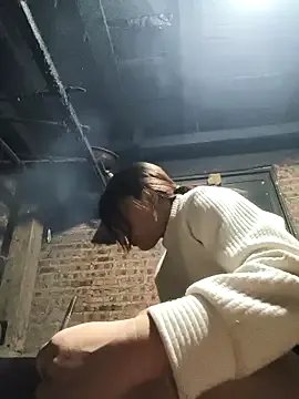 siki-00 on StripChat 