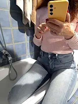 Silvia_Zeno from StripChat is Freechat