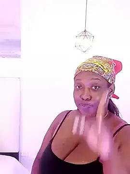 Simone_Diamond from StripChat is Freechat