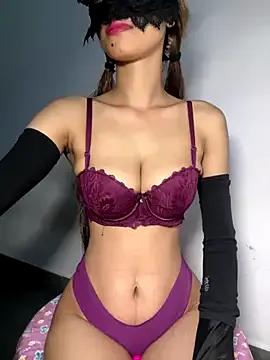 SingleHornet from StripChat is Freechat