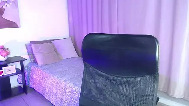 Skybunny_x from StripChat is Freechat