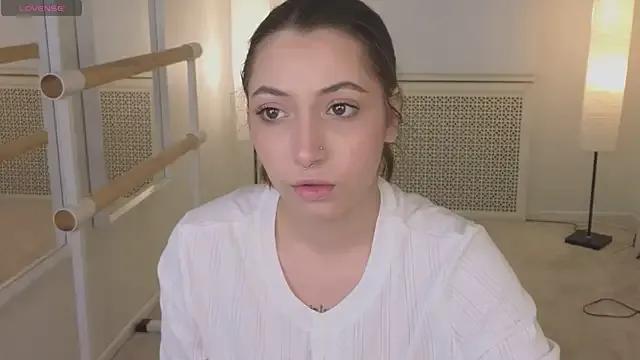 slow_flower from StripChat is Freechat