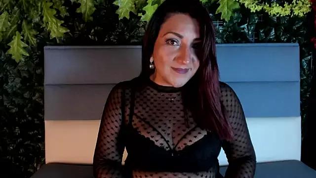 Sofiaa_Milf from StripChat is Freechat