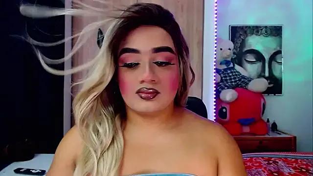 Sofiabigcock22 from StripChat is Freechat