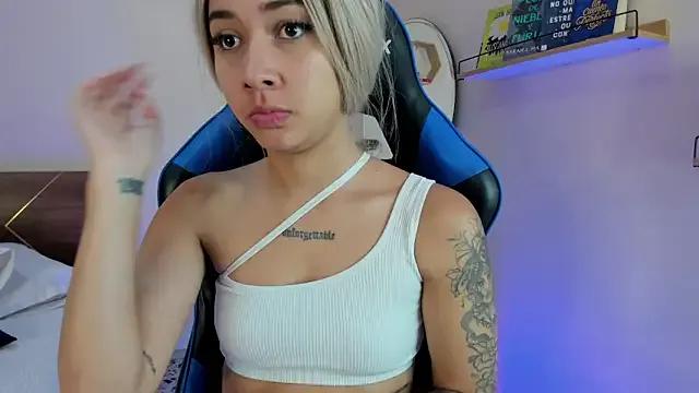 Checkout girls naked models with similar nickname. Cute sexy Free Models.